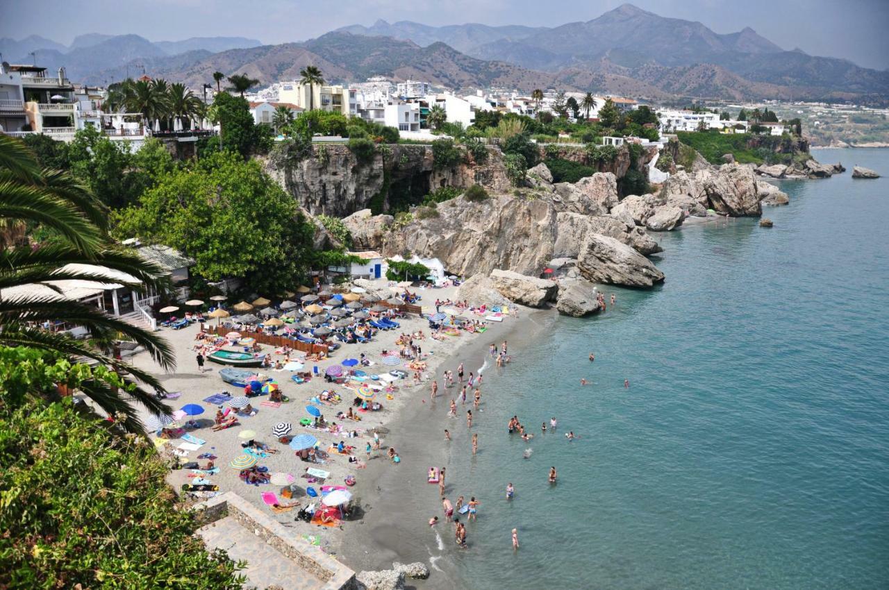 Apartamento Yaiza Nerja Exteriör bild